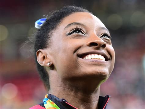 Rio 2016: Simone Biles wins second gold with dazzling display in women ...