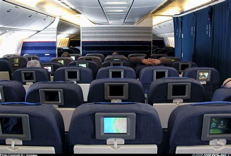 United Boeing 777 Interior Photos | Cabinets Matttroy