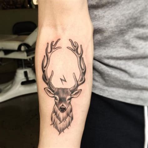 21 Men Deer Tattoo Ideas To Try - Styleoholic