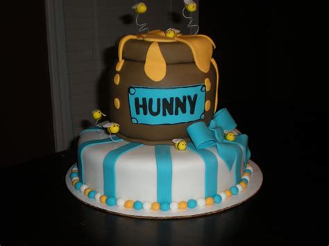 Honey pot/Winnie the Pooh-inspired cake | Cake, Honey pot winnie the pooh, Honey pot