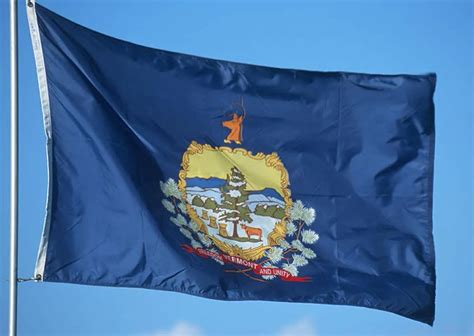 Vermont State Flags - Nylon & Polyester - 2' x 3' to 5' x 8' | US Flag ...