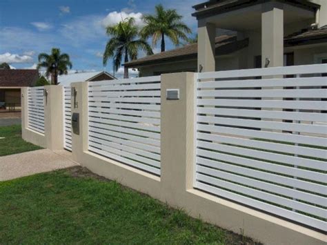 Brilliant 30 Gorgeous Modern Fence Design Ideas To Enhance Your Beautiful Yard https ...