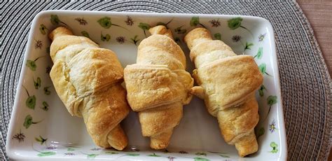 HCF: 2 Ingredients Puff Pastry Croissants
