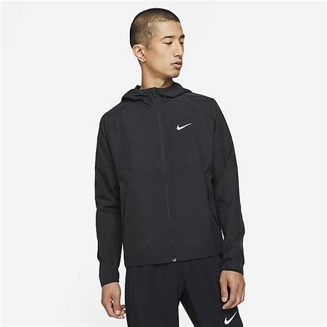 Jackets. Nike IN