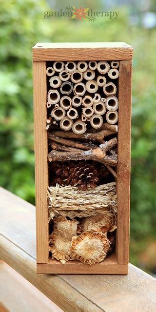 50 DIY bug hotels | material and instructions to attract bugs - Craftionary