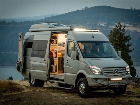 Luxury camper van can go off grid for days | Luxury campers, Sprinter ...