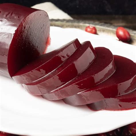 Jellied Cranberry Sauce Recipe - Easy Homemade Option