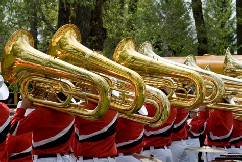 How to Find the Best Marching Tuba - Brass 'n Wind