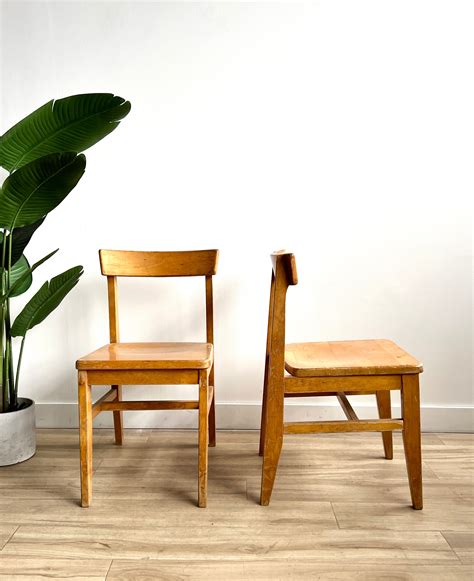 Pair of Vintage Maple Chairs – Home and Closet Vintage