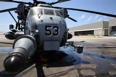 CH-53E Super Stallion | Military.com