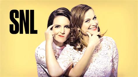 Tina Fey and Amy Poehler Host SNL: December 19, 2015 - Amy Poehler ...