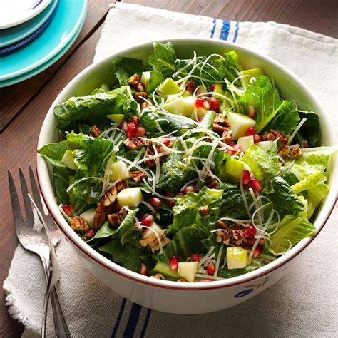 Wendy's Apple Pomegranate Salad Recipe: How to Make It