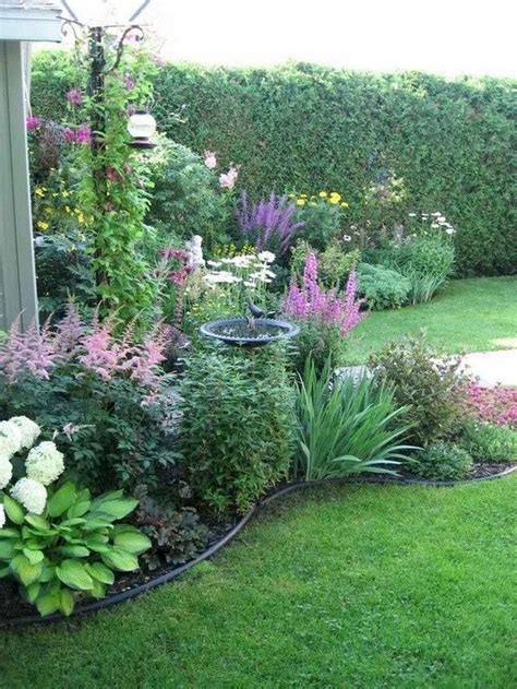 20+ Inspiring Front Yard Flower Garden Ideas - SWEETYHOMEE