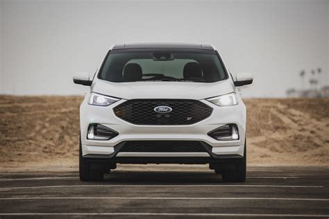 2019 Ford Edge ST review: Compelling performance - CNET