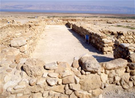 Digital Dead Sea Scrolls at the Israel Museum, Jerusalem - The Qumran Community