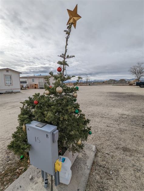 Happy Holidays from Gerlach, Nevada! (both pictures taken in the last ...