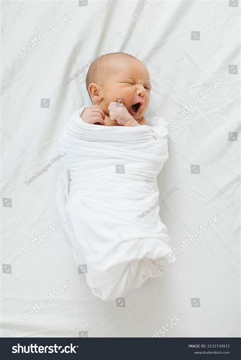 156 Swaddled Baby Back Images, Stock Photos & Vectors | Shutterstock