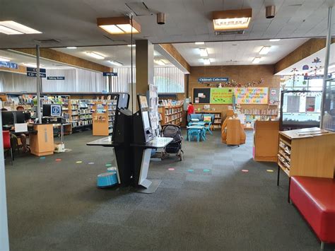 Glenroy Library - 737 Pascoe Vale Rd, Glenroy VIC 3046, Australia