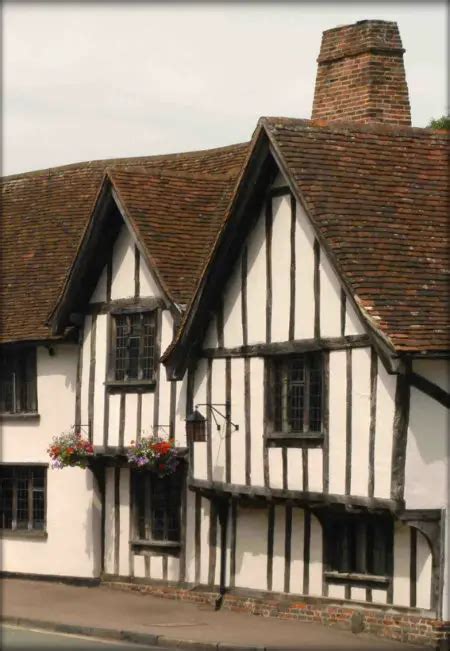 Tudor Houses and Homes: Facts and Information - Primary Facts