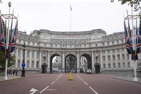 Government completes historic Admiralty Arch deal - GOV.UK