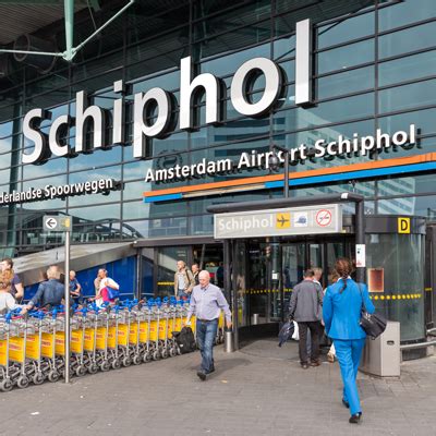 Royal Schiphol Group announces profit drop despite rise in passengers