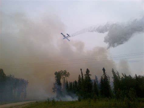 Province keeping close eye on northern Saskatchewan wildfires | CBC News