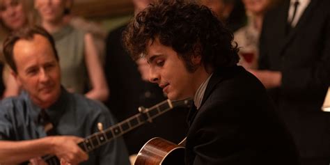 You Won't Believe How Many Bob Dylan Songs Timothee Chalamet Sings in ...