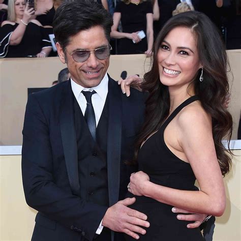 John Stamos' Fiancee Robbed of $165K in Jewelry Before Wedding