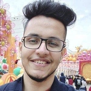 Triggered Insaan - Age, Family, Bio | Famous Birthdays