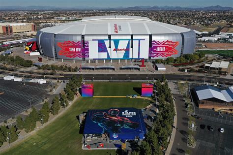 Inside State Farm Stadium, Super Bowl venue with retractable field also ...