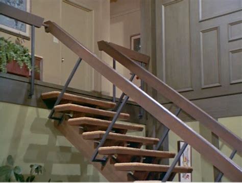 Brady stairs | Florence henderson, Staircase, The brady bunch