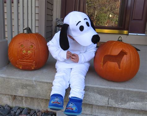 Snoopy costume! Halloween 2014. | Snoopy costume, Halloween 2014, Halloween