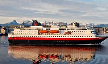 Hurtigruten Cruises 2022, 2023 | Hurtigruten Australia | Cruise Guru