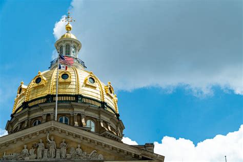 "Iowa State Capitol" Images – Browse 548 Stock Photos, Vectors, and ...