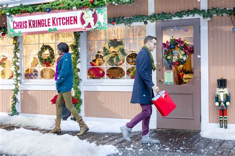 Hallmark’s ‘Christmas in Evergreen’: Time, Cast, & Photos