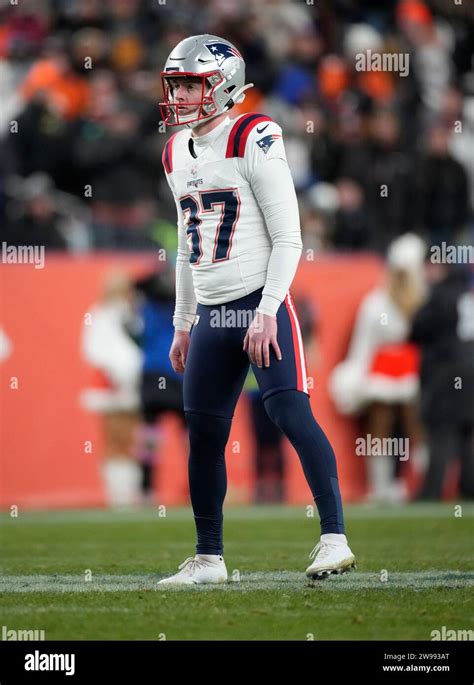 New England Patriots place kicker Chad Ryland (37) in the second half of an NFL football game in ...