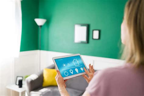 Integrating Smart Home Devices: Tips for Beginners