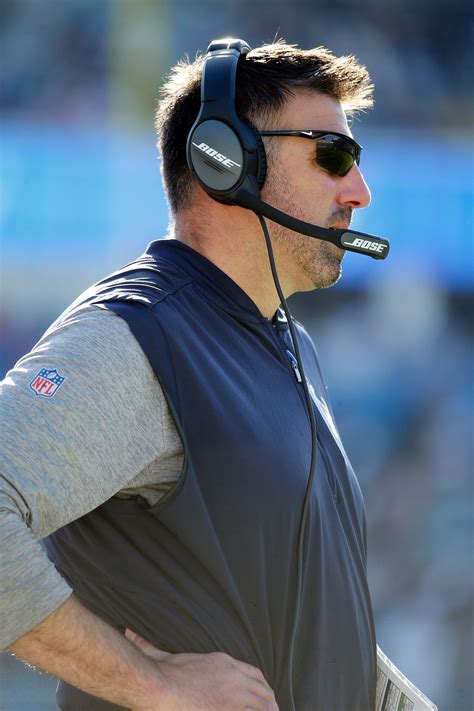 Mike Vrabel - Pro Football Rumors