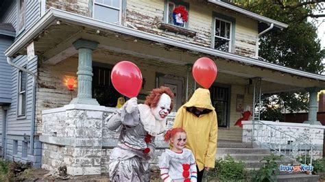 Haunted House Near Me | 14 Scream Parks We're DYING to Visit