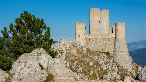 The Castle of Rocca Calascio - backiee