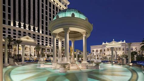 3 Castle Hotels in Las Vegas Making You Feel Like Royalty - Fravel