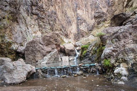 Hiking Gold Strike Canyon Hot Springs in Lake Mead National Recreation ...