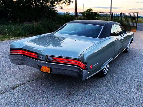 1968 Buick Wildcat Custom Four-door Hardtop - Retroslava