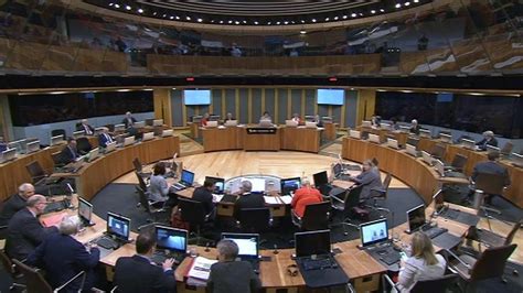 AMs back renaming Welsh Assembly to Senedd Cymru and Welsh Parliament - BBC News