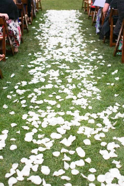 white rose petal ceremony aisle calie rose | Outdoor ceremony aisle, Outdoor wedding ceremony ...