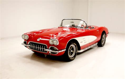 1960 Chevrolet Corvette | Classic Auto Mall