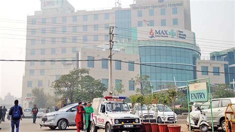 Delhi Medical Council gives clean chit to doctors of Max hospital