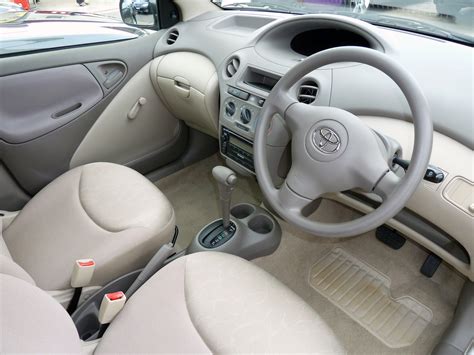 Toyota Echo 1999 - 2005 Coupe :: OUTSTANDING CARS