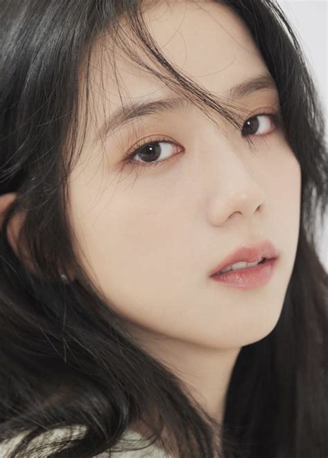 BLACKPINK’s Jisoo Shines In New Profile Photos For Acting Career | Soompi