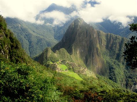 A Guide to Hiking Machu Picchu Mountain (Montaña) - The Only Peru Guide